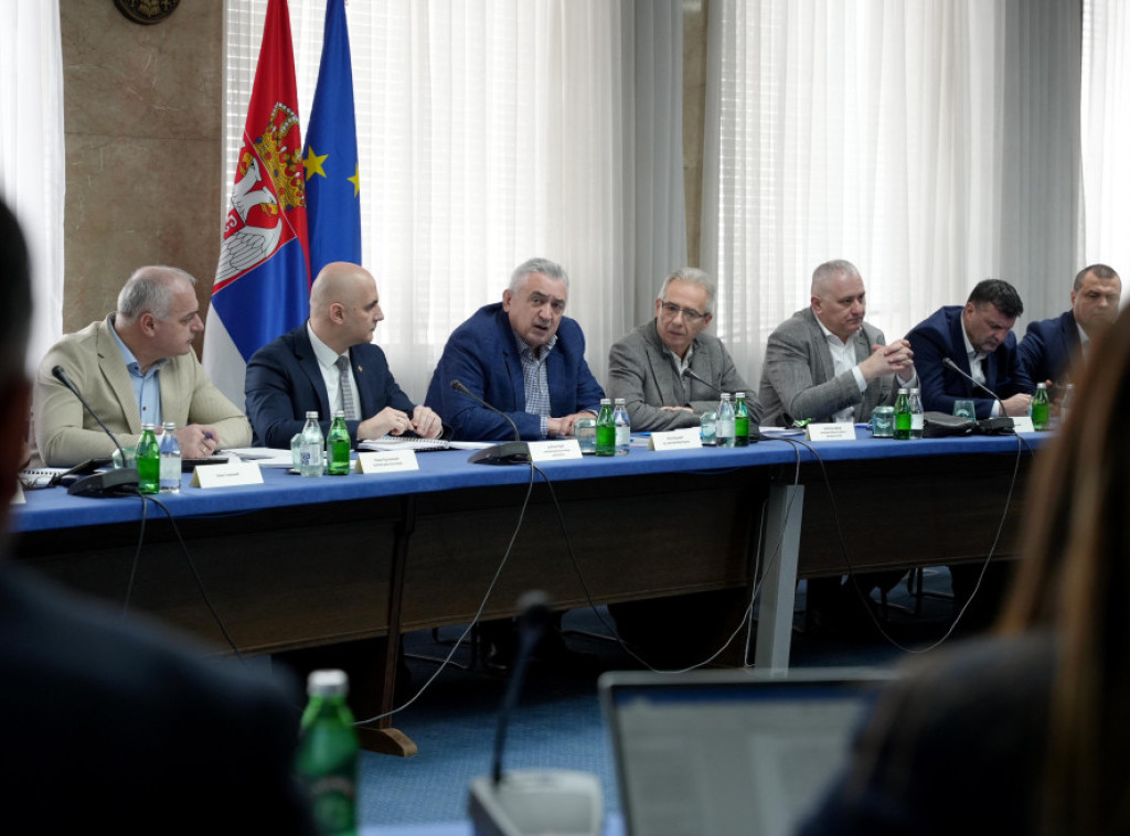 Veljko Odalović članovima Odbora predstavio tri zakonska rešenja iz nadležnosti MUP-a