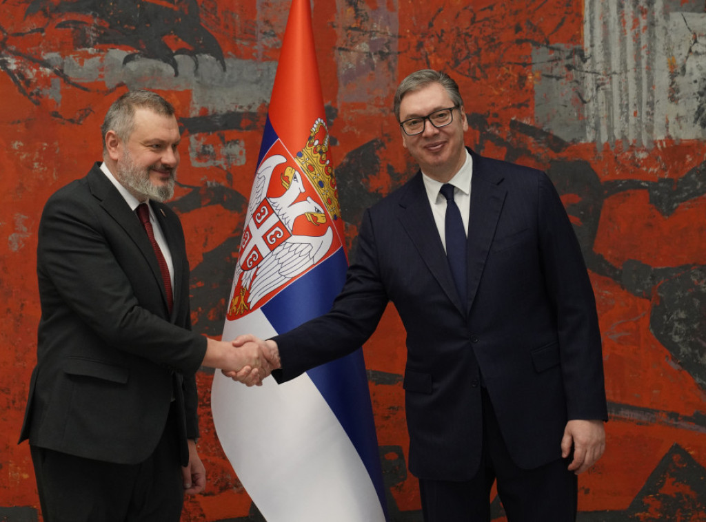 Predsednik Vučić primio akreditivno pismo ambasadora Ukrajine