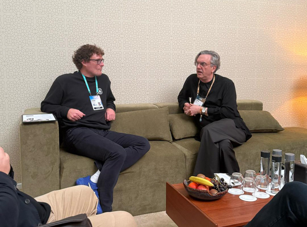 Čadež sa Pedijem Kosgrejvom razgovarao o razvoju AI infrastrukture i projektu LLM