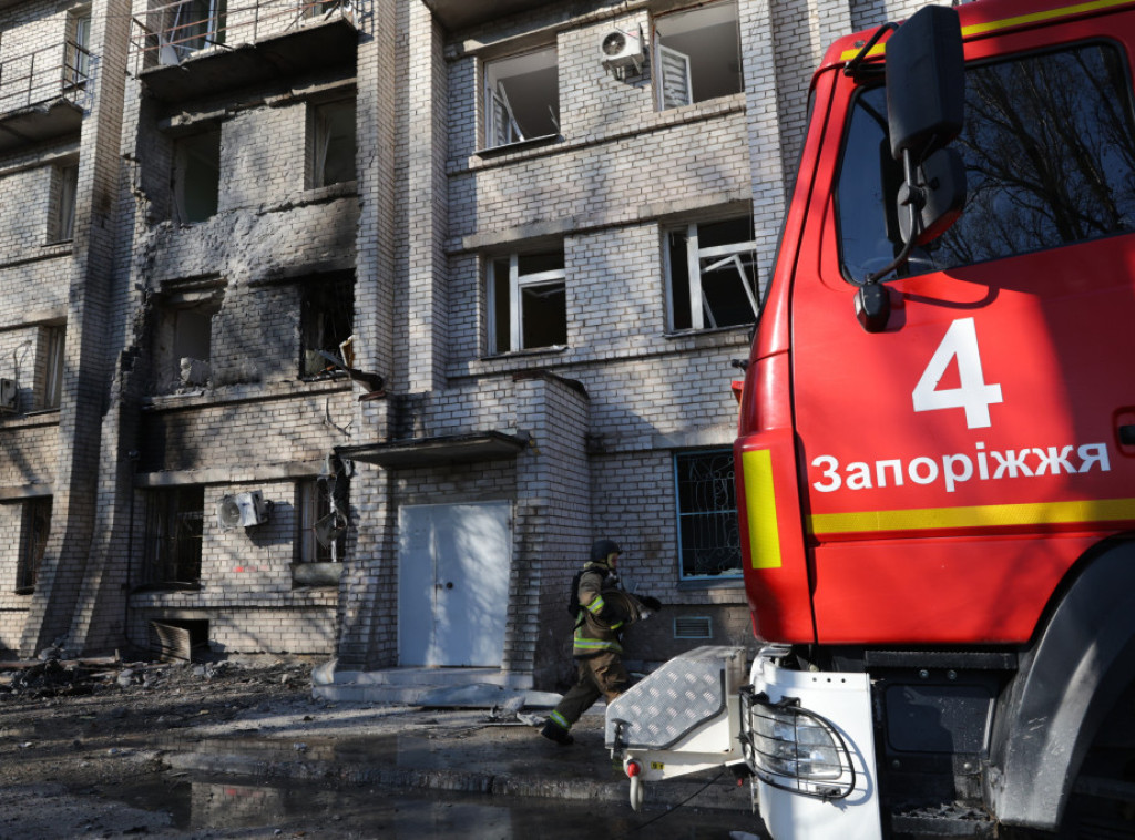 U ruskom napadu na Zaporožje poginule dve, ranjeno sedam osoba