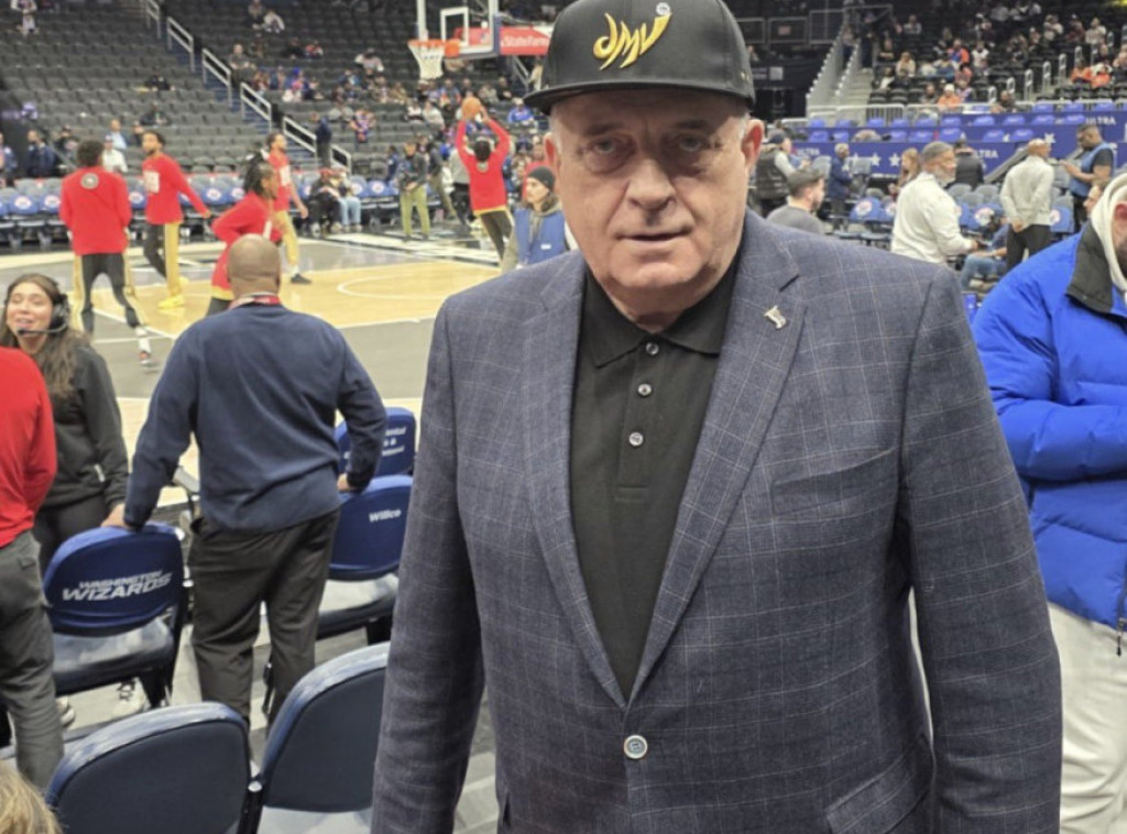 Milorad Dodik po dolasku u SAD prisustvovao košarkaškoj utakmici