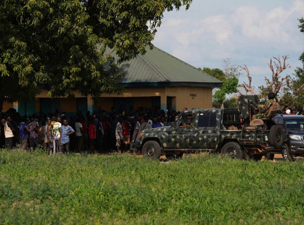 U napadu bandita na zabačeno selo u centralnoj Nigeriji ubijeno najmanje 35 ljudi