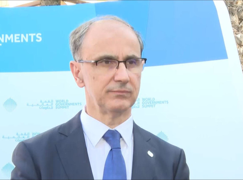 Premijer Macut: Srž ekonomije i kvaliteta života svakog čoveka je mobilnost