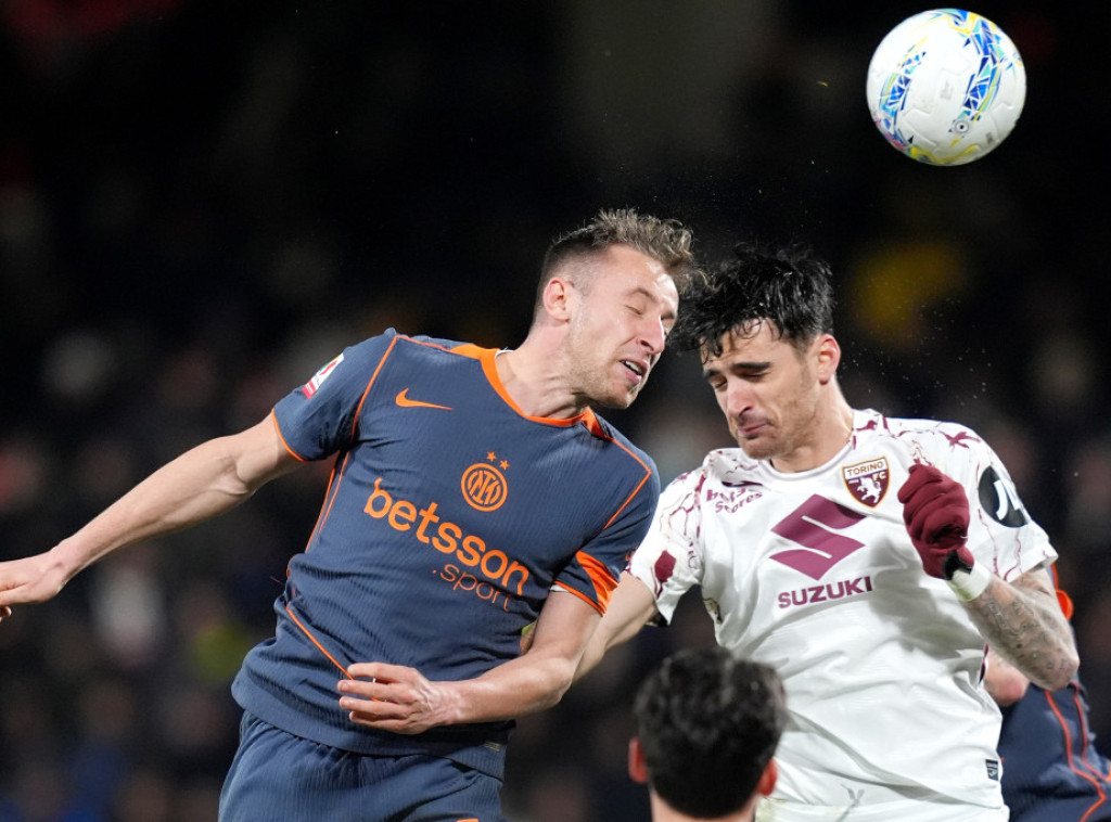 Fudbaleri Intera pobedili Torino za plasman u polufinale Kupa Italije