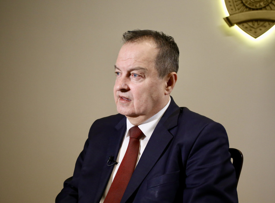 Ivica Dačić: Moje buđenje je počelo pesmama Halida Bešlića i Baje Malog Knindže