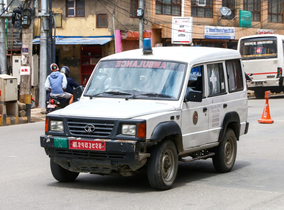 Autobus sa svatovima sleteo s puta u Nepalu, poginulo najmanje 13 osoba
