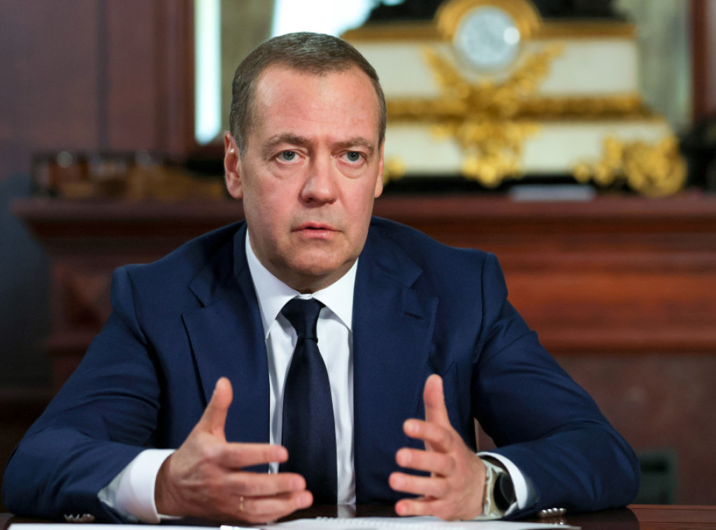 Medvedev: Nuklearni udar na zemlje koje dostave Ukrajini nuklearno oružje je legalan