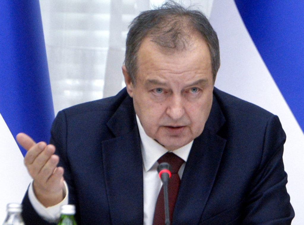 Dačić: Uhapšeni osumnjičeni da su bacili ručnu bombu na ugostiteljski objekat "Jerry"