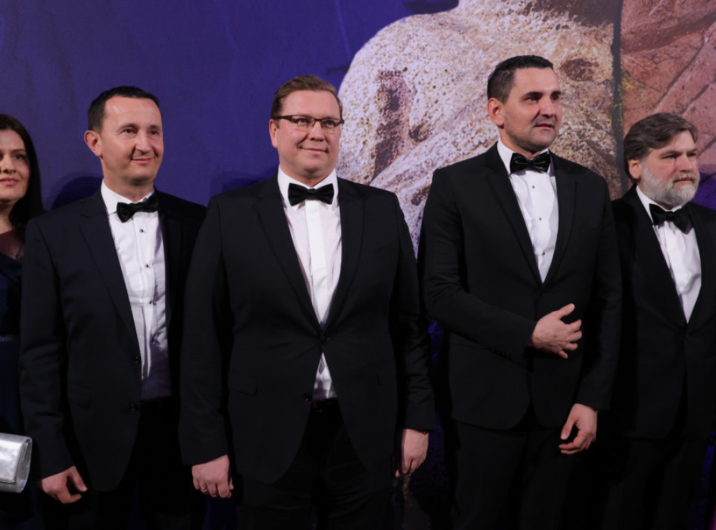 Svetosavski bal održan u Beču uz prisustvo delegacije Uprave za saradnju s dijasporom