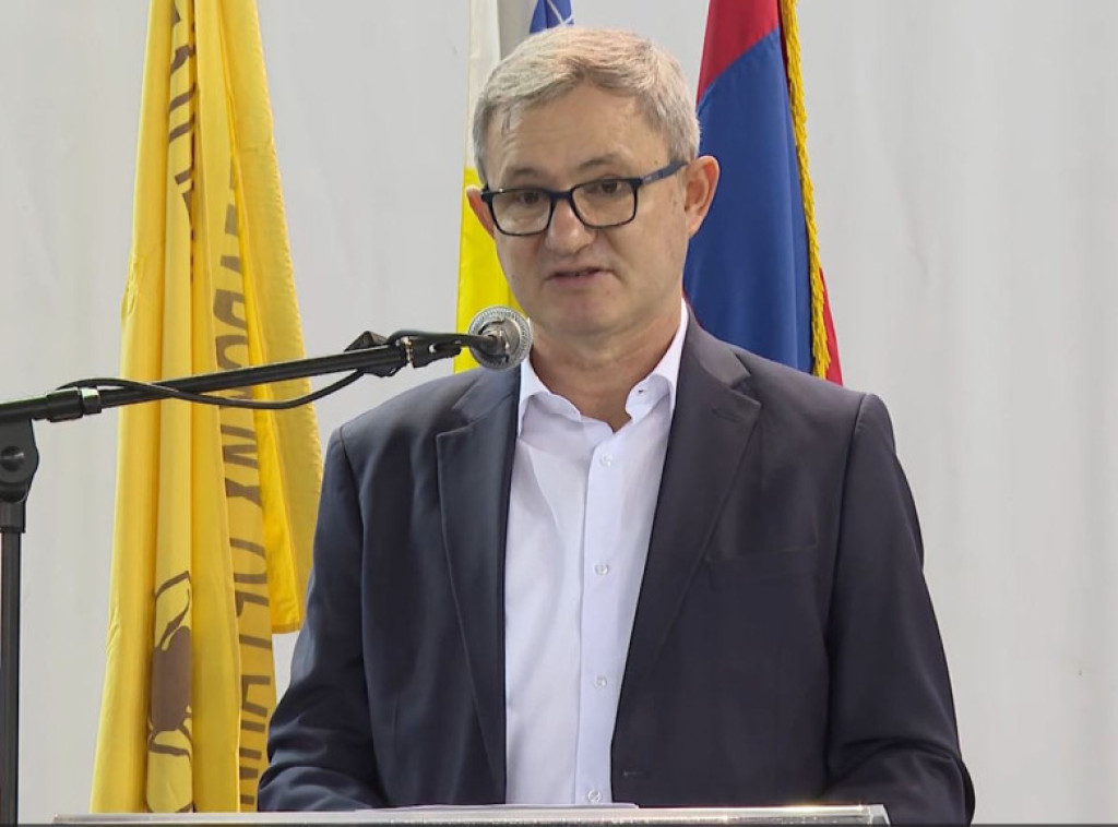 Ministar Glamočić otvorio 17. Državni pčelarski sajam u Beogradu