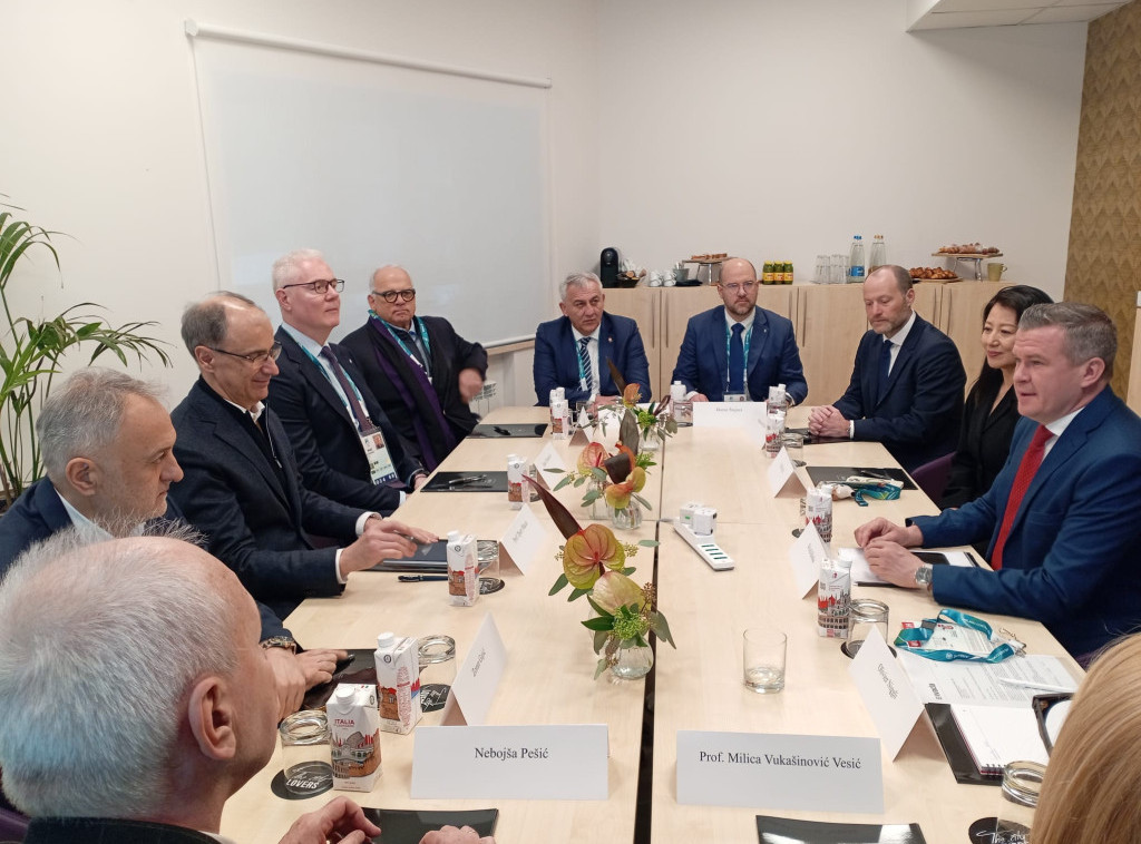 Premijer Macut sa predsednikom Svetske antidoping agencije o saradnji u oblasti sporta