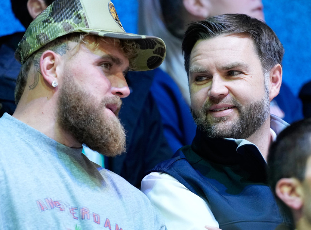 Džej Di Vens i Džejk Pol gledali utakmicu ženske hokejaške reprezentacije SAD na Zimskim olimpijskim igrama