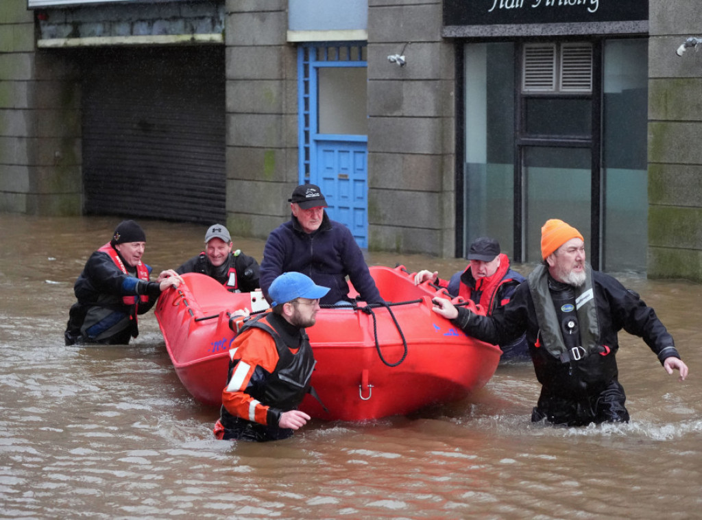 Španija: Dve osobe nastradale zbog oluje Marta, poplave i evakuacije širom zemlje