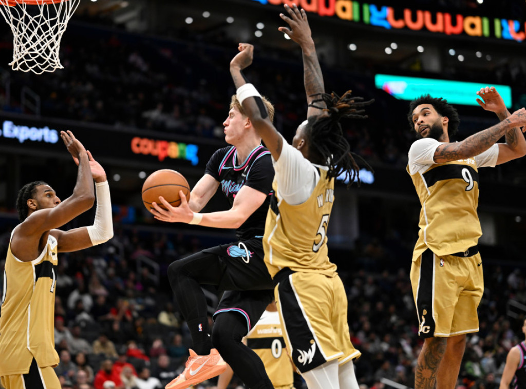 Poraz košarkaša Vašingtona od Majamija, Vukčević - Jović 14:4