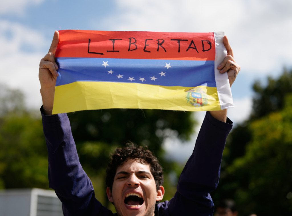 Venecuelanski opozicioni političar Fredi Superlano pušten iz zatvora