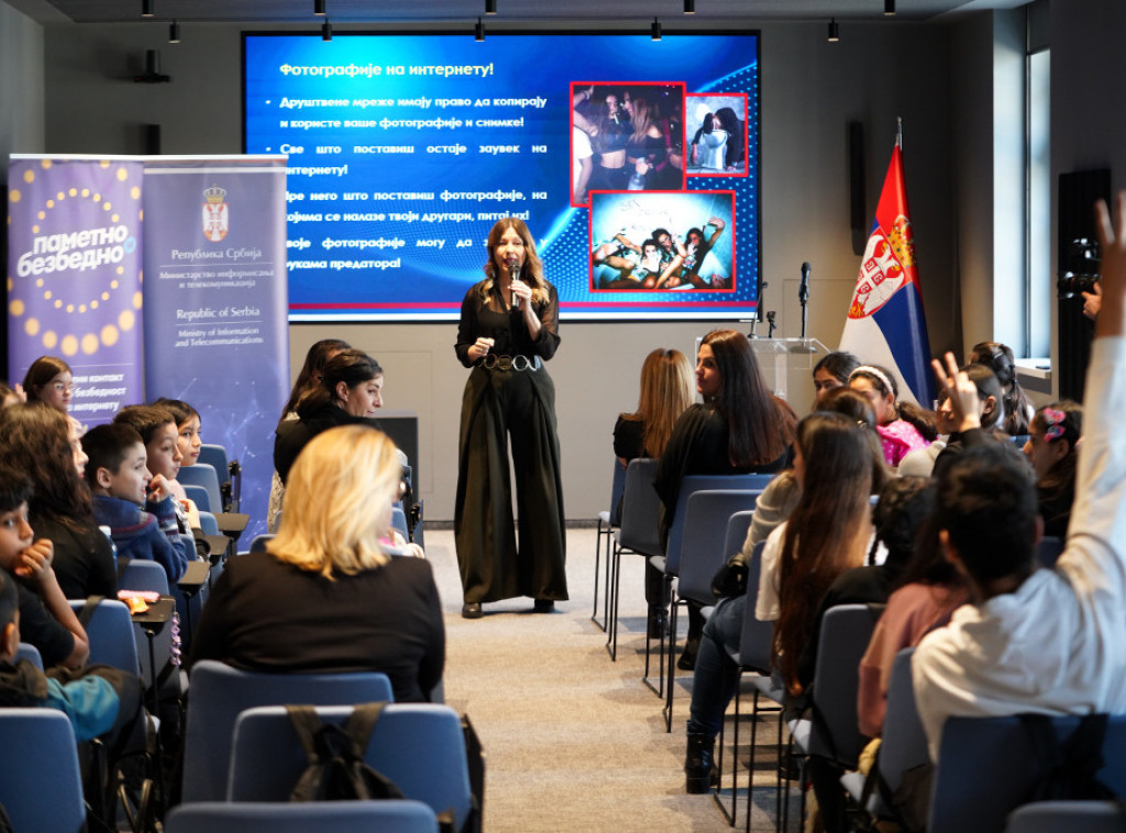 Počela konferencija Dan bezbednog interneta 2026 u Palati nauke
