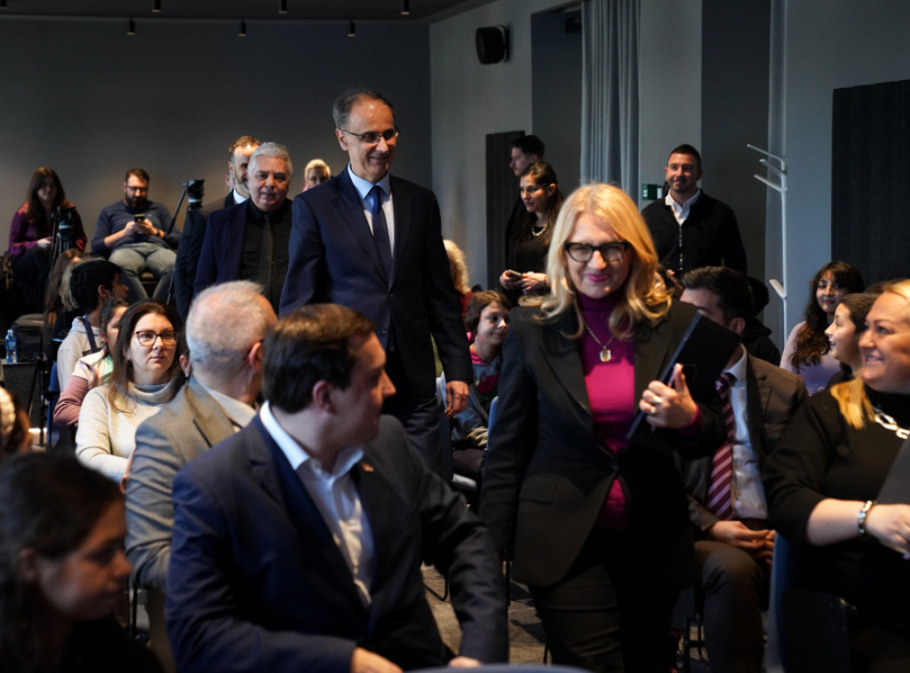 Premijer Macut: Država veoma ozbiljno shvata pitanje bezbednosti dece na internetu