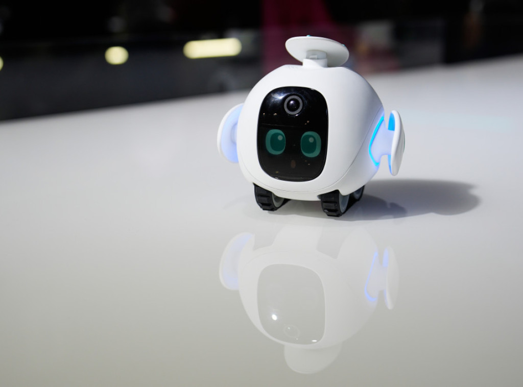 Kineski proizvođači humanoidnih robota spremni za proslavu Lunarne Nove godine