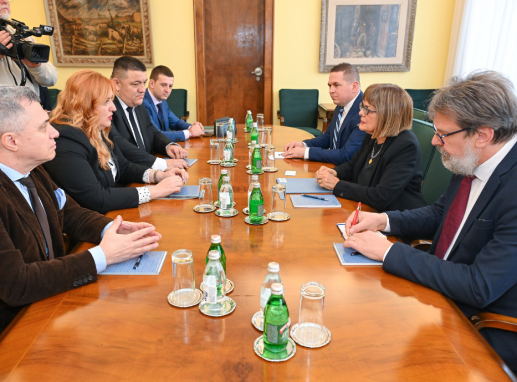 Maja Gojković: Pokrajinska vlada će podržati podizanje spomenika "Majka Makedonija" u Novom Sadu