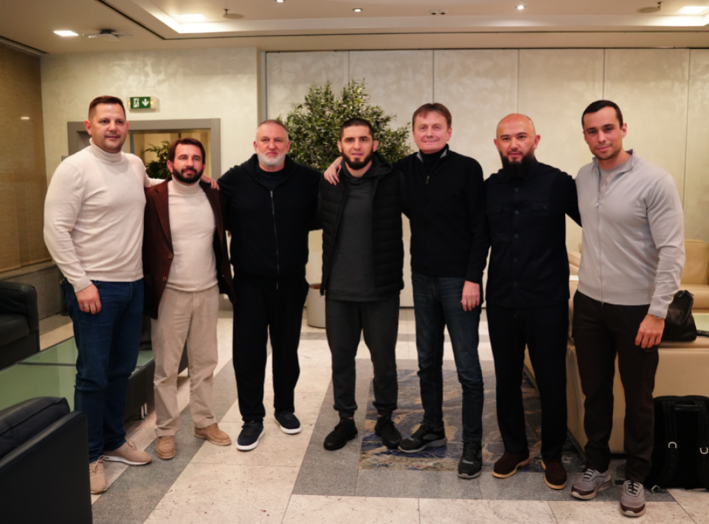 Ministar Glišić i čelni ljudi MMA saveza Srbije i Bokserskog saveza Srbije ugostili UFC šampiona Islama Mahačeva