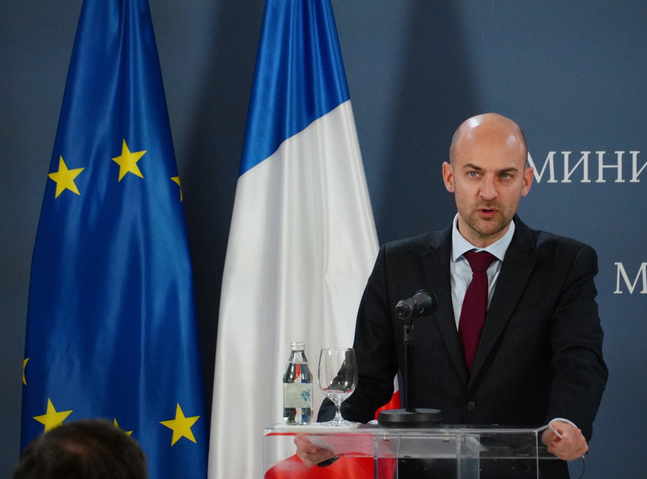 Francuski ministar Baro pokreće istragu jer se ime diplomate pojavilo u dosijeu Epstin