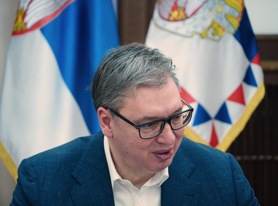 Vučić primio čestitku predsednika UAE Al Nahjana povodom Dana državnosti Srbije