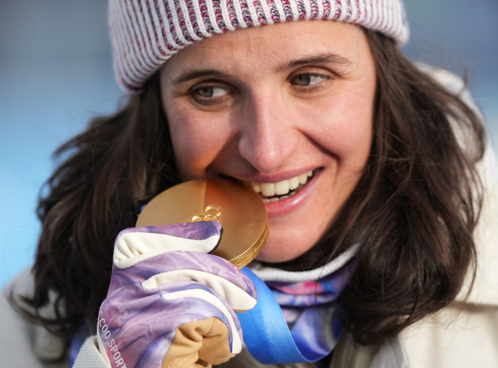 Francuskinja Žulija Simon osvojila zlatnu medalju u biatlonu na Zimskim olimpijskim igrama