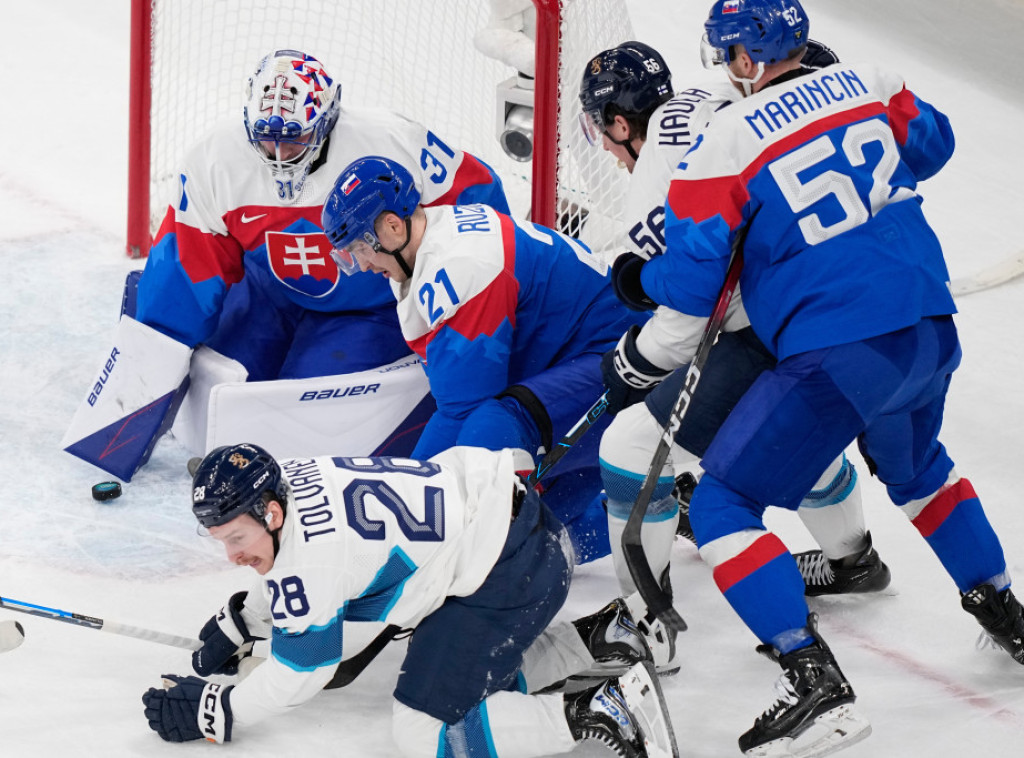Olimpijski turnir u hokeju počeo pobedom Slovačke protiv branioca zlata Finske