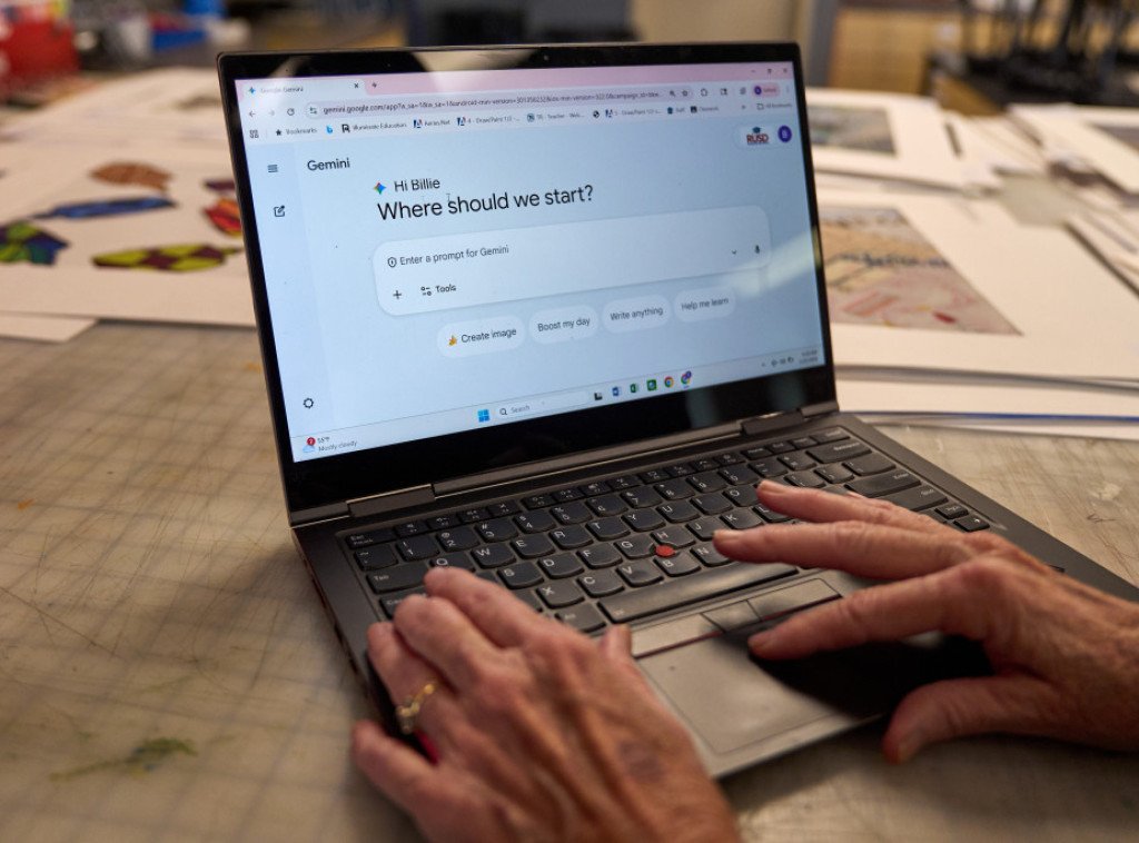 Rat za veštačku inteligenciju: Guglov model na meti lovaca na algoritme