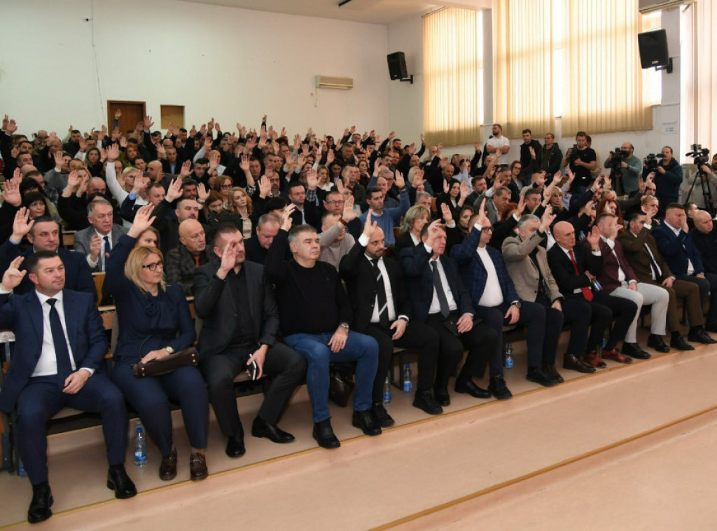 Predstavnici Srba na Kosovu i Metohiji usvojili deklaraciju, traže ostvarivanje osnovnih prava