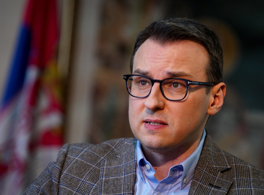 Petar Petković: Priština skida baner "Free Ukraine" čim ne dobije ono što želi