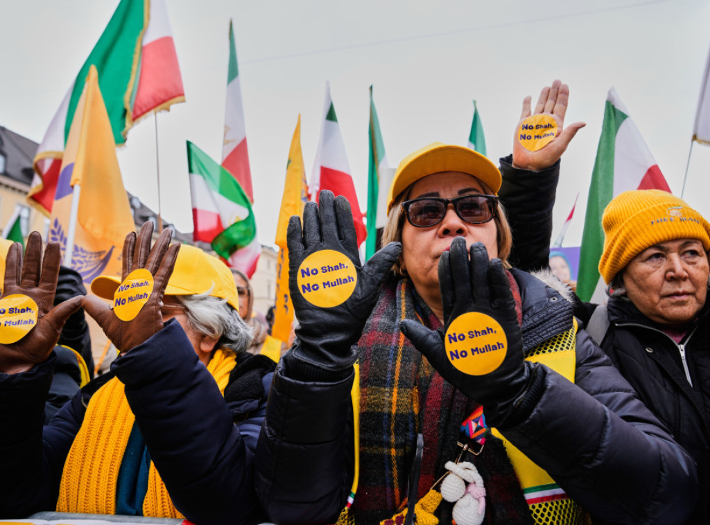 Protesti u Minhenu zbog Irana, demonstranti neće "ni šaha, ni mulu"
