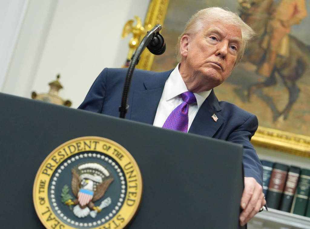 Tramp: Zelenski će propustiti priliku za mir ako ne počne da deluje