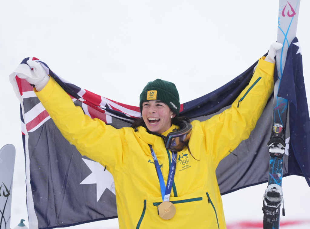 Džakara Entoni osvojila zlatnu medalju u dual mogulsu na Zimskim olimpijskim igrama u Milanu i Kortini