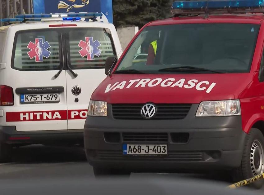 Požar u osnovnoj školi u Paunovoj ulici, vatrogasci intervenisali, nema povređenih