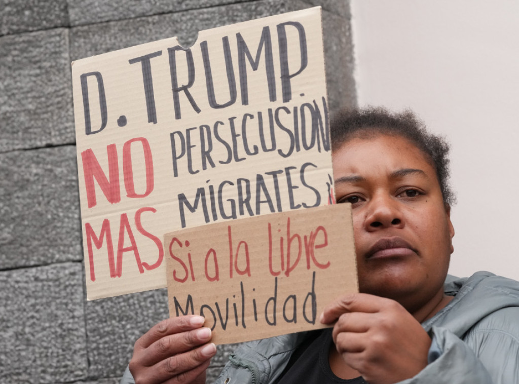 Njujork tajms: SAD tajno deportovale devet migranata u Kamerun uprkos sudskoj zaštiti