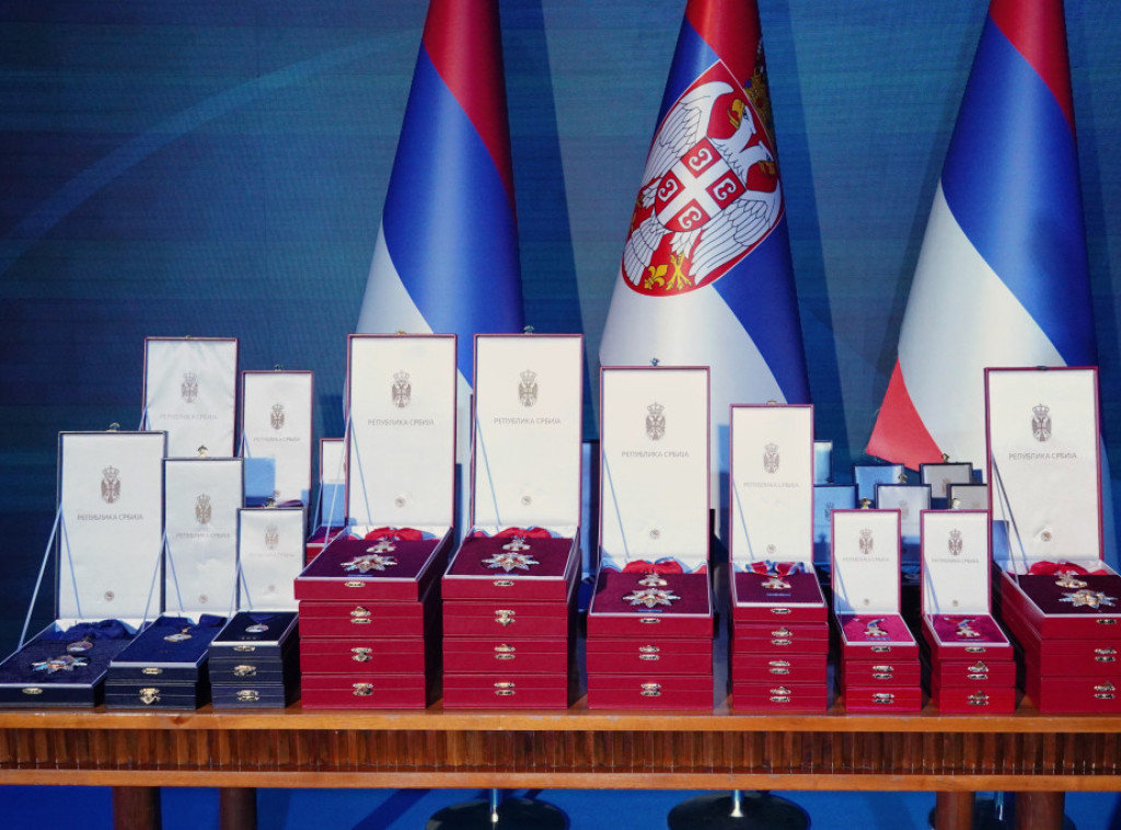 Predsednik Vučić danas uručuje odlikovanja povodom Dana državnosti - Sretenja