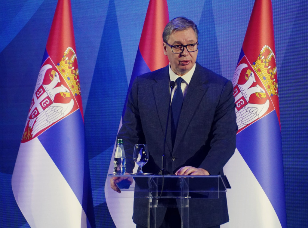 Vučić: Sretenje spaja tri tradicije srpskog naroda - veru, viteštvo i ustavotvornost