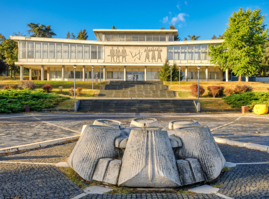 Nova akvizicija Muzeja Jugoslavije: Ivan Meštrovićev model za reljef kralja Petra I Karađorđevića