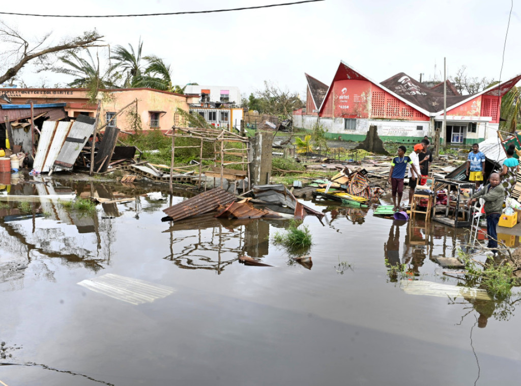 Najmanje 59 osoba poginulo, 15 nestalo u ciklonu Gezani na Madagaskaru