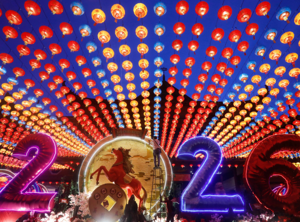 Godina Vatrenog Konja dočekana uz fuziju tradicionalnih običaja i veštačke inteligencije