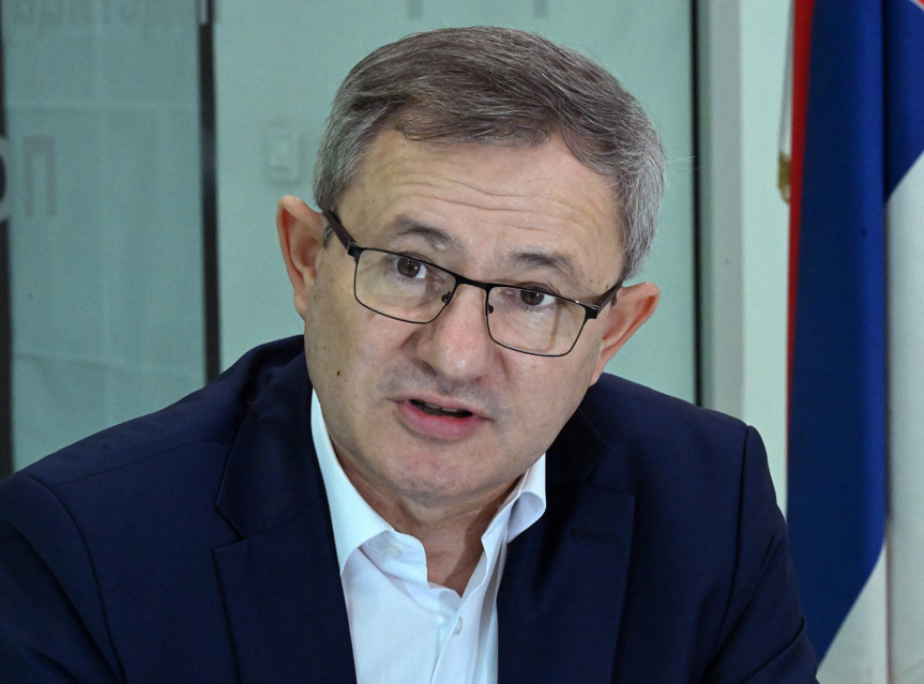 Ministar Glamočić: Danas sastanak sa poljoprivrednicima,očekujem dogovor o svemu što je realno