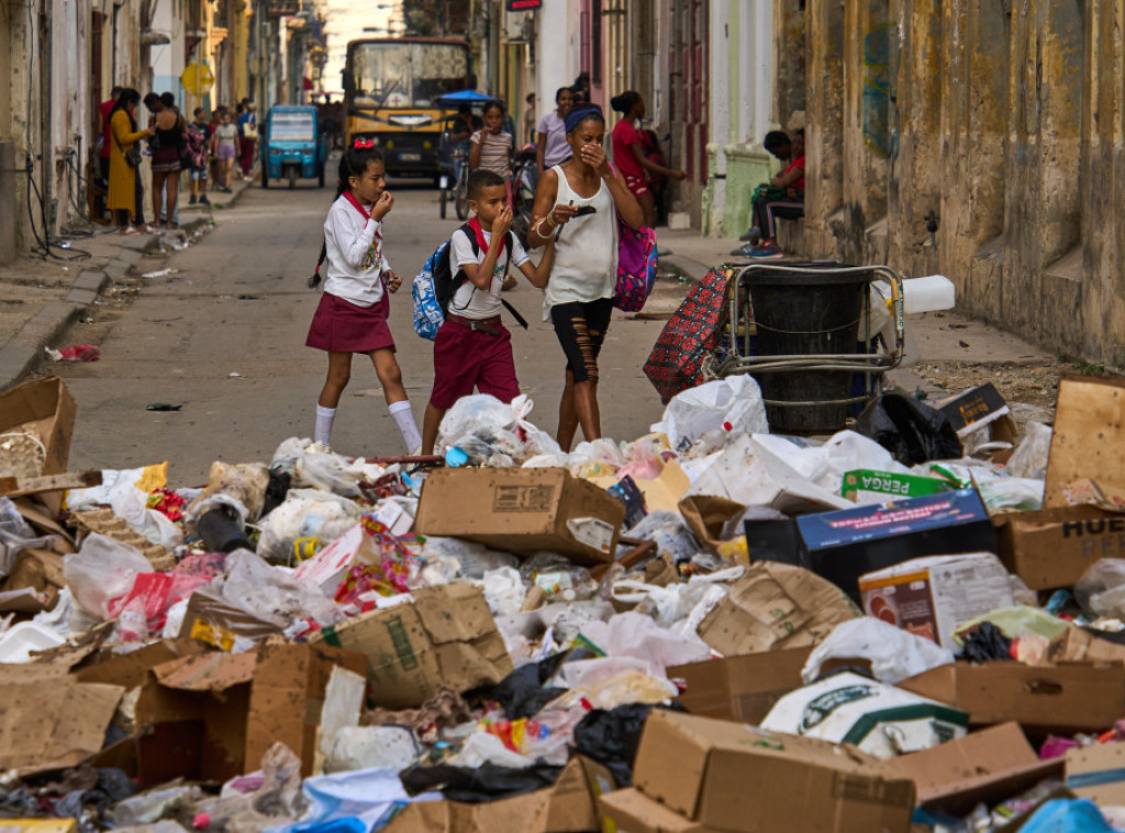 U Havani se gomila otpad, zbog nedostatka nafte