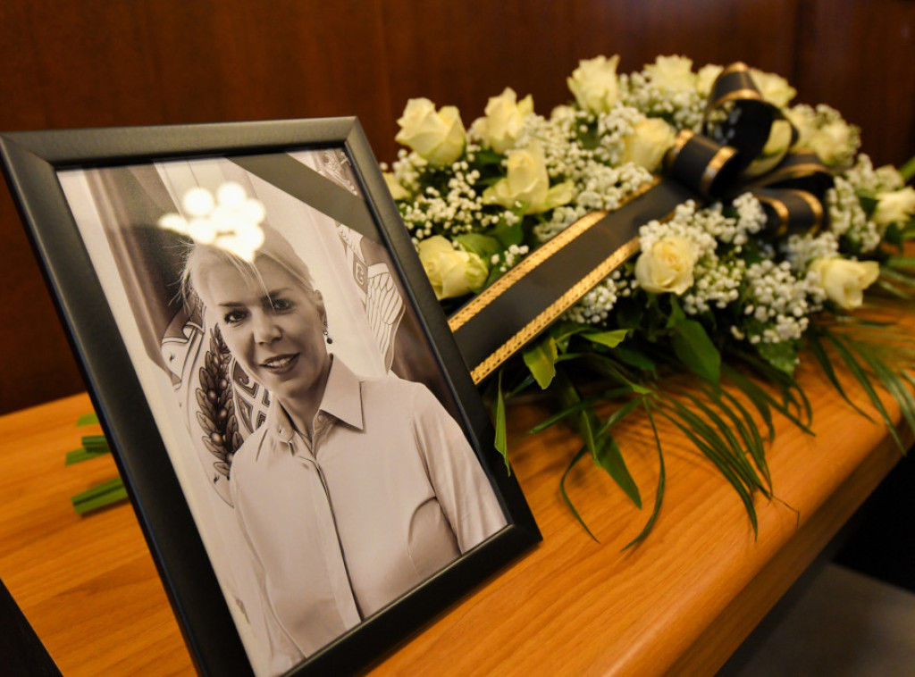 U Novom Sadu održana komemoracija nedavno preminuloj Tatjani Ječmenici