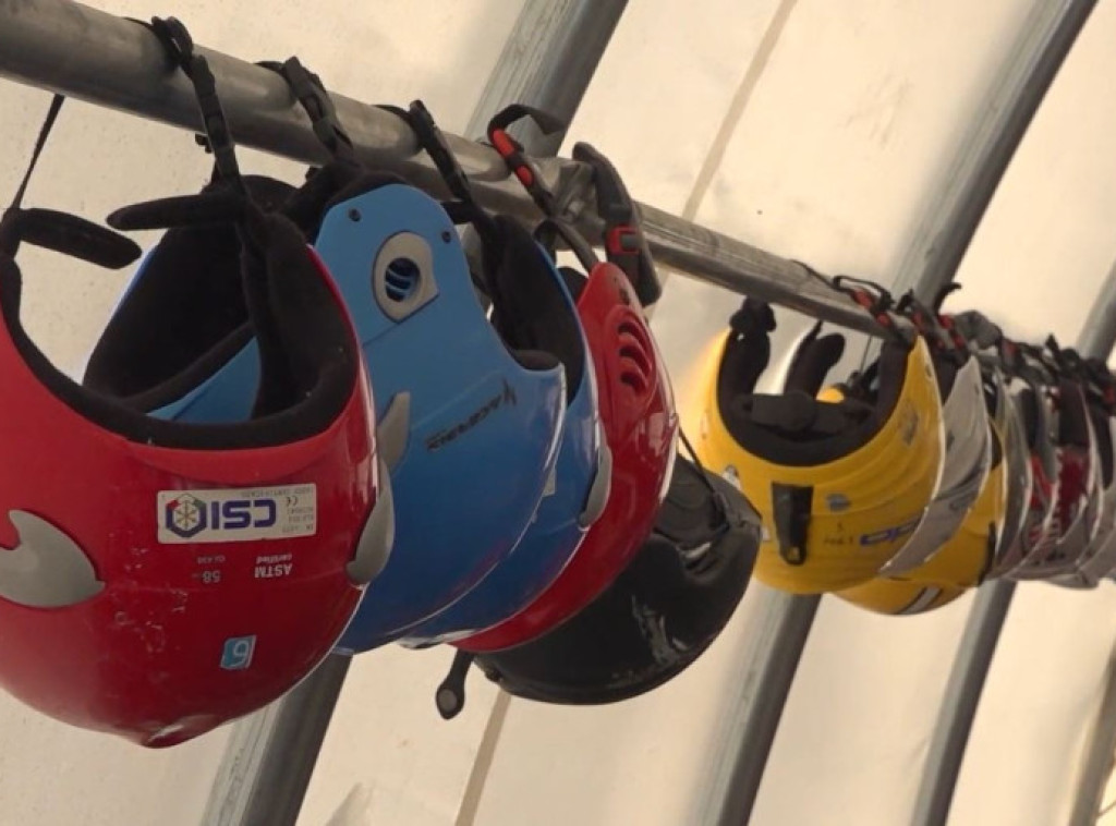 MUP i Agencija za bezbednost saobraćaja otpčelil kampanju "Kaciga uvek - na stazi i na putu"