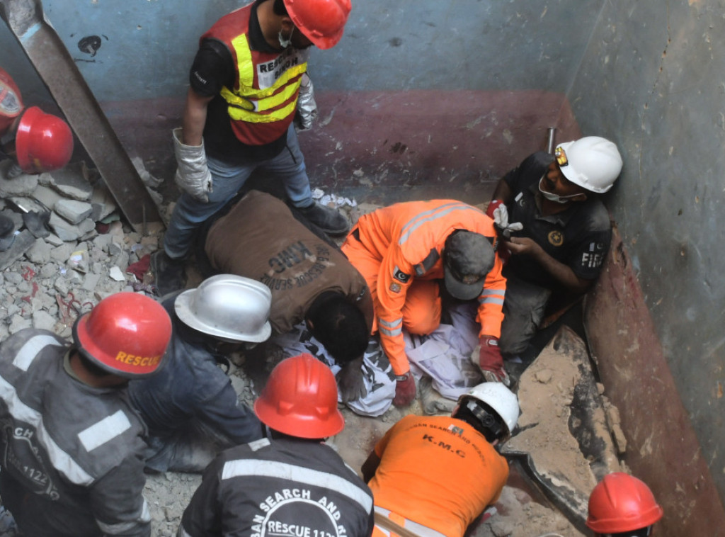 Najmanje 13 osoba poginulo u eksploziji gasa u Pakistanu