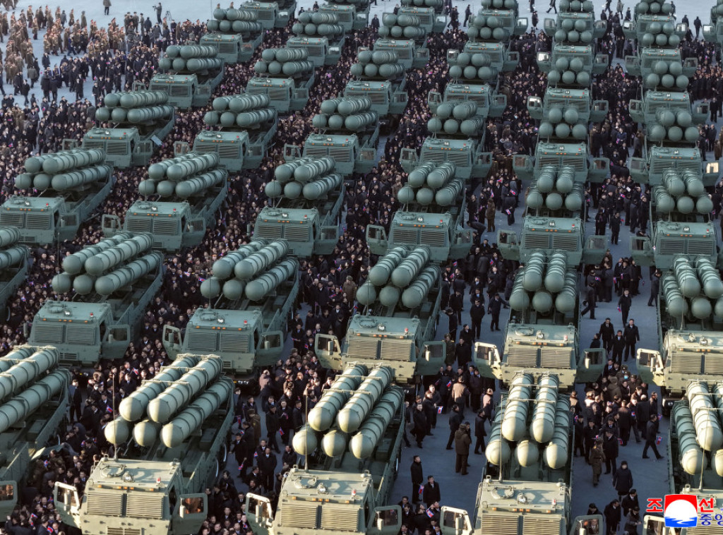 Severna Koreja razmešta 50 novih lansirnih vozila za nuklearne rakete