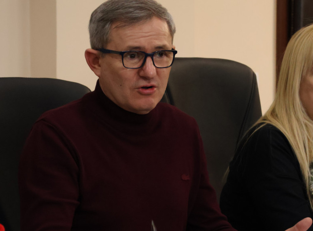 Ministar Glamočić: Uspostavićemo jasan sistem deklarisanja malina, podrška 18.000 dinara po hektaru