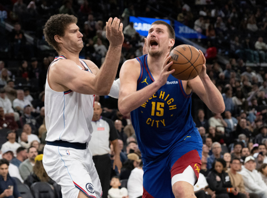 Košarkaši Los Anđeles Klipersa pobedili Denver, Jokić zabeležio 22 poena i 17 skokova