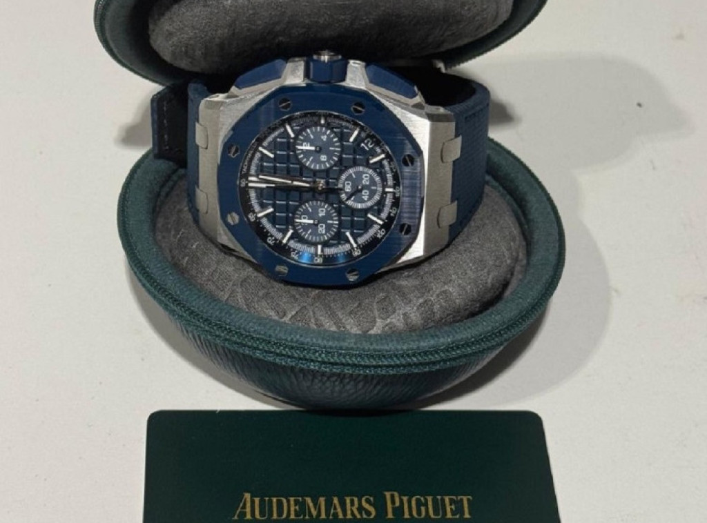 Carinici zadržali neprijavljeni časovnik od skoro 40.000 franaka